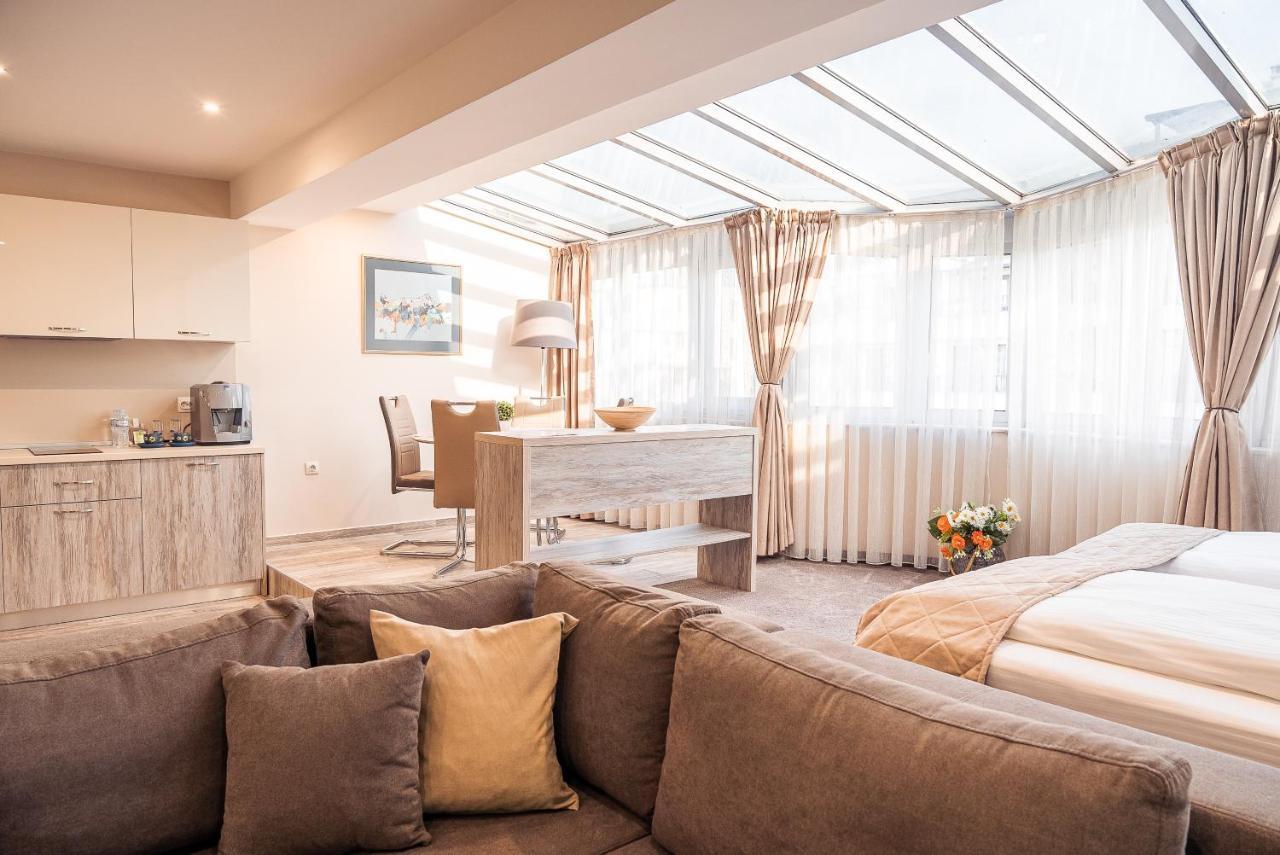 Cityscape Luxury Suites Plovdiv Bagian luar foto