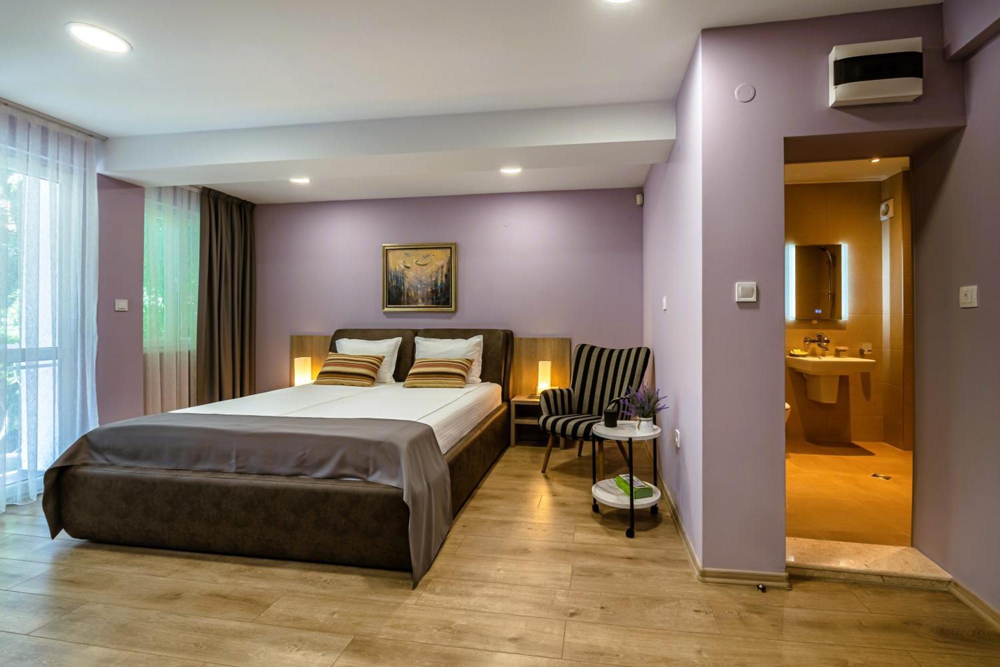 Cityscape Luxury Suites Plovdiv Bagian luar foto